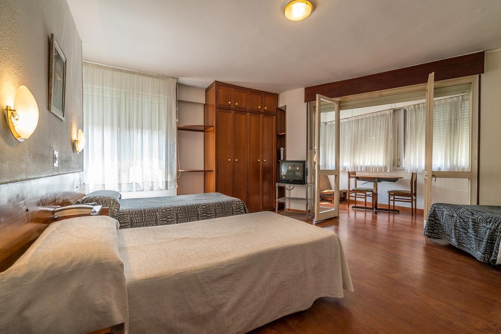 Hostal Liebana Santander Exteriör bild