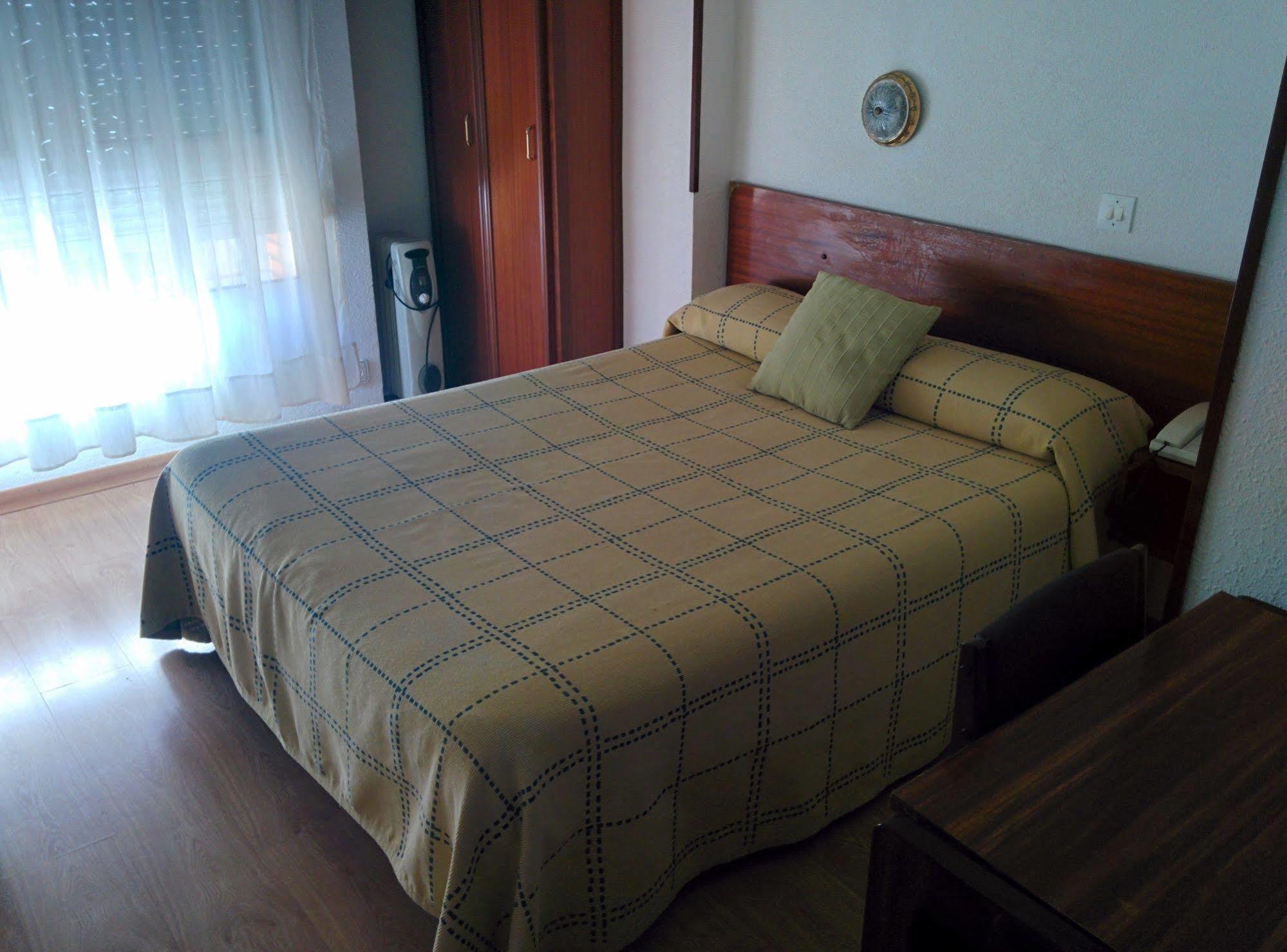 Hostal Liebana Santander Exteriör bild