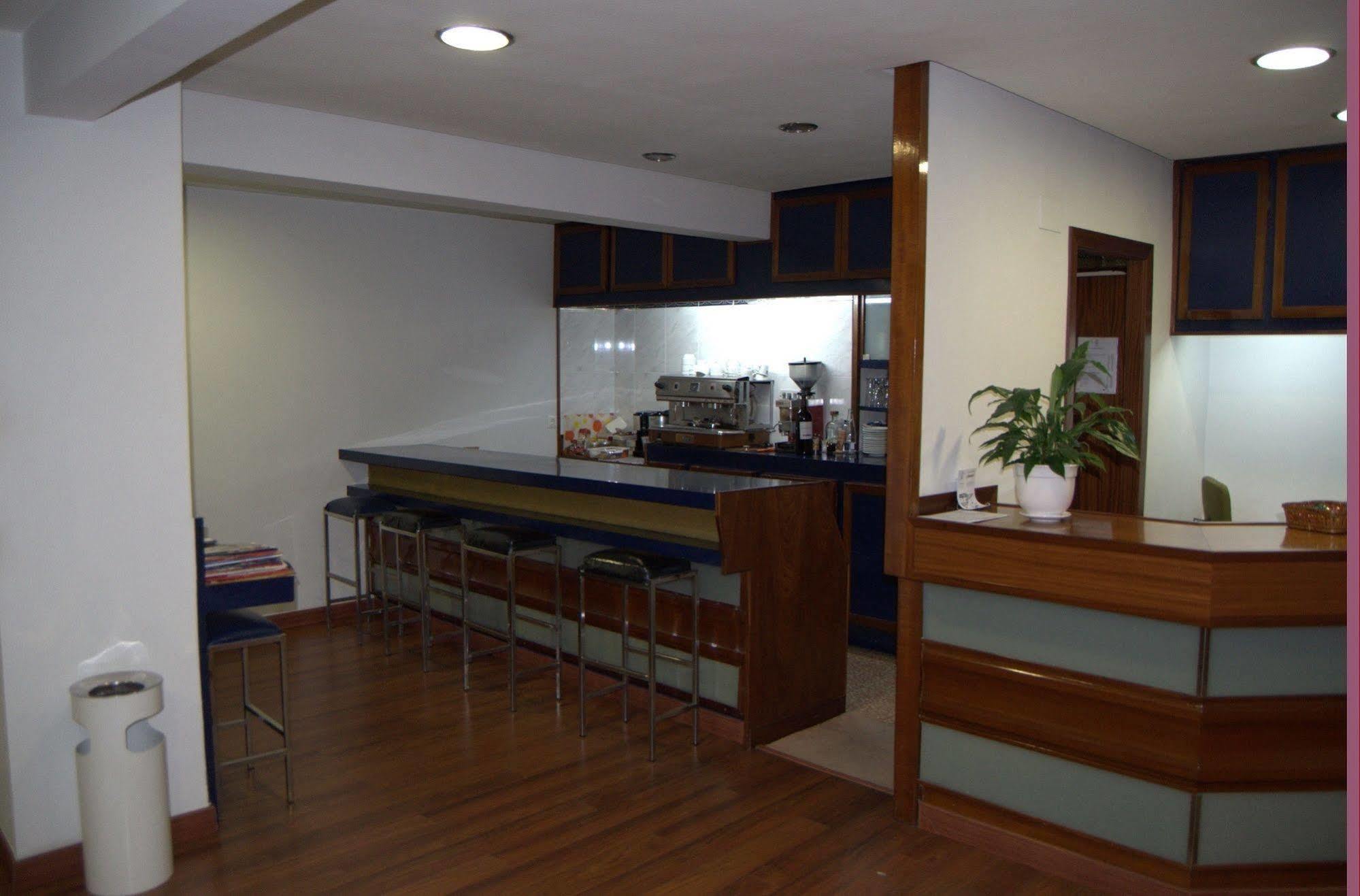 Hostal Liebana Santander Exteriör bild