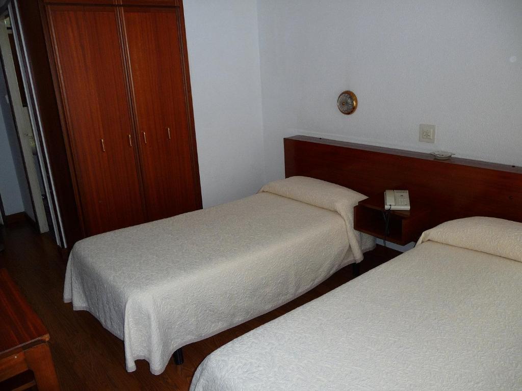 Hostal Liebana Santander Rum bild